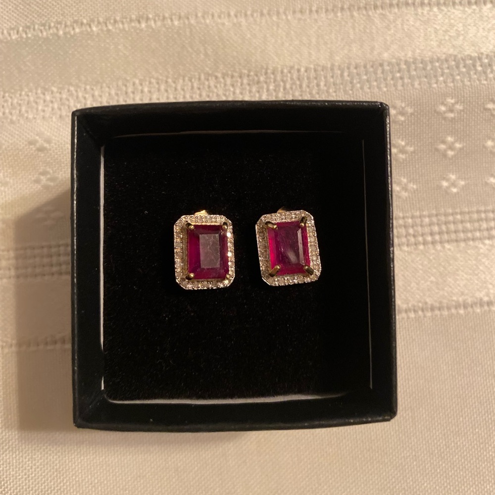 Women’s Earrings